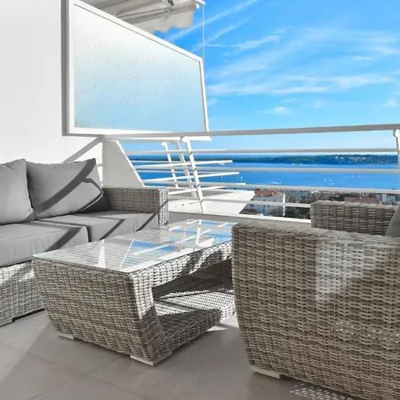 Apartment Kikiloue2-bedroom With 2 Bathroomsterrace With Breathtaking Sea View Cannes