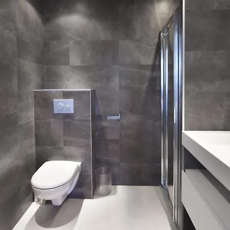 Kikiloue2-bedroom With 2 Bathroomsterrace With Breathtaking Sea View Cannes